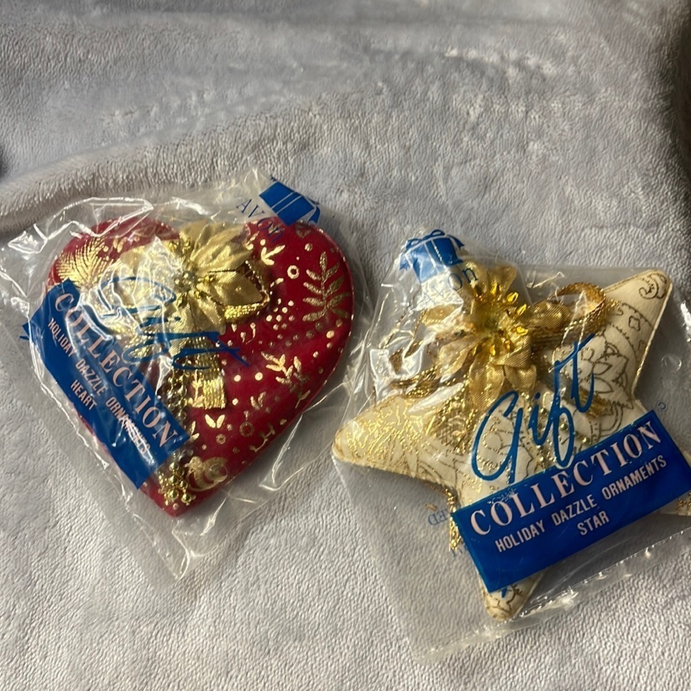 Avon Vintage 1995 Holiday Set “Dazzle Ornaments- Star & Heart”